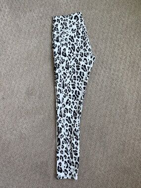 Women’s Fabletics Black and White Leopard Print Leggings